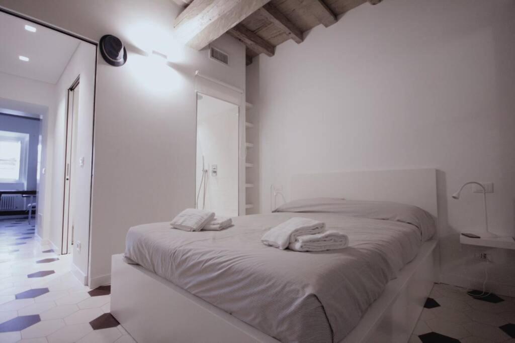 Charmant Maison In Centro Torino Esterno foto