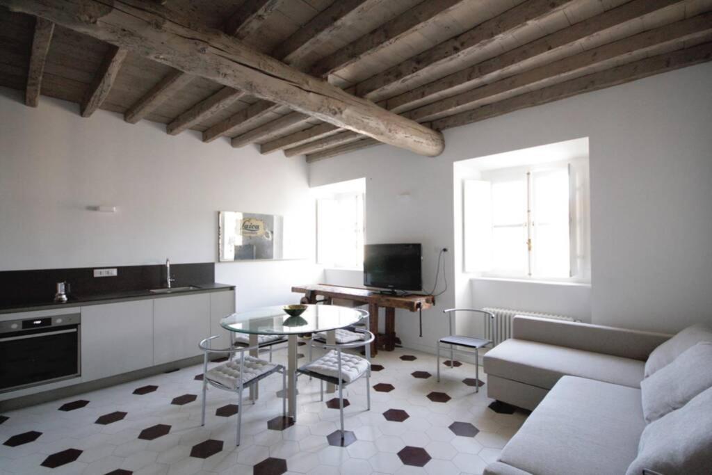 Charmant Maison In Centro Torino Esterno foto